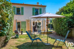 Maison à ROQUEBRUNE-SUR-ARGENS (83520)