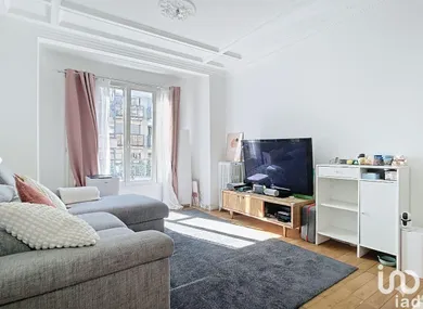 Appartement à PARIS (75015)