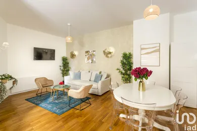 Business asset at PARIS (75008)