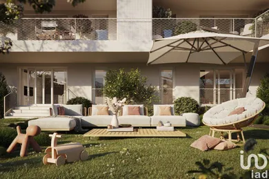 Apartment at MARSEILLE (13008)