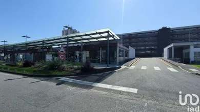 Boutique/Local commercial à MOURENX (64150)