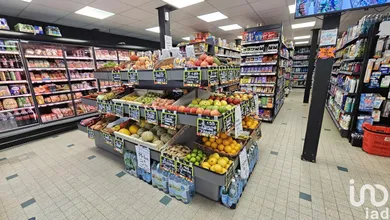 Commercial in LARDY (91510)