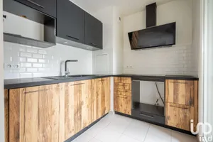 Apartment at AULNAY-SOUS-BOIS (93600)