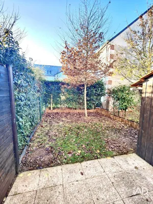 Appartement à NOTRE-DAME-D'OÉ (37390)