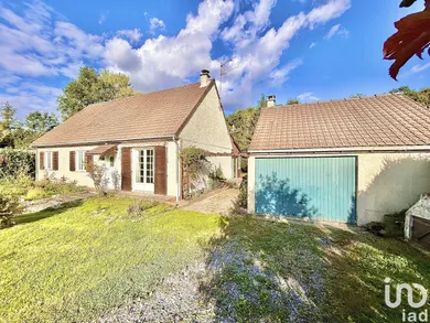 House in LAVERSINE (02600)