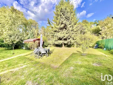 House in LAVERSINE (02600)