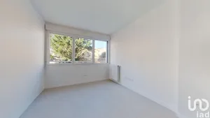 Appartement à MONTREUIL (93100)