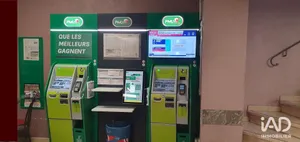 Commercial walls at PONT-SAINT-ESPRIT (30130)