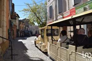 Restaurant at L'ISLE-SUR-LA-SORGUE (84800)