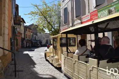Restaurant at L'ISLE-SUR-LA-SORGUE (84800)