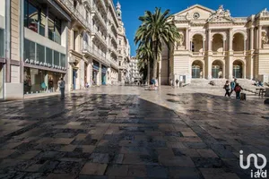 Commercial at TOULON (83000)