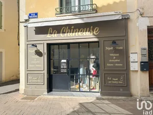 Lease-hold at L'ISLE-SUR-LA-SORGUE (84800)