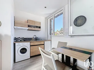 Appartement à VIZILLE (38220)