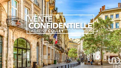 Building at BORDEAUX (33000)