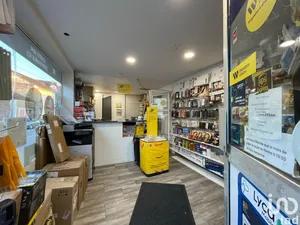 Commercial at CORBEIL-ESSONNES (91100)