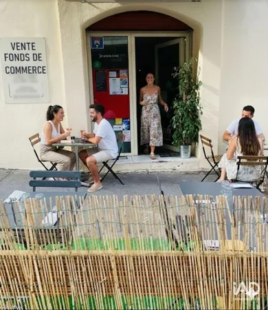 Fast food at MARSEILLE (13002)