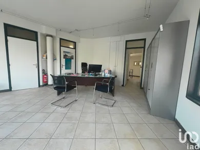Bureaux à PERTUIS (84120)