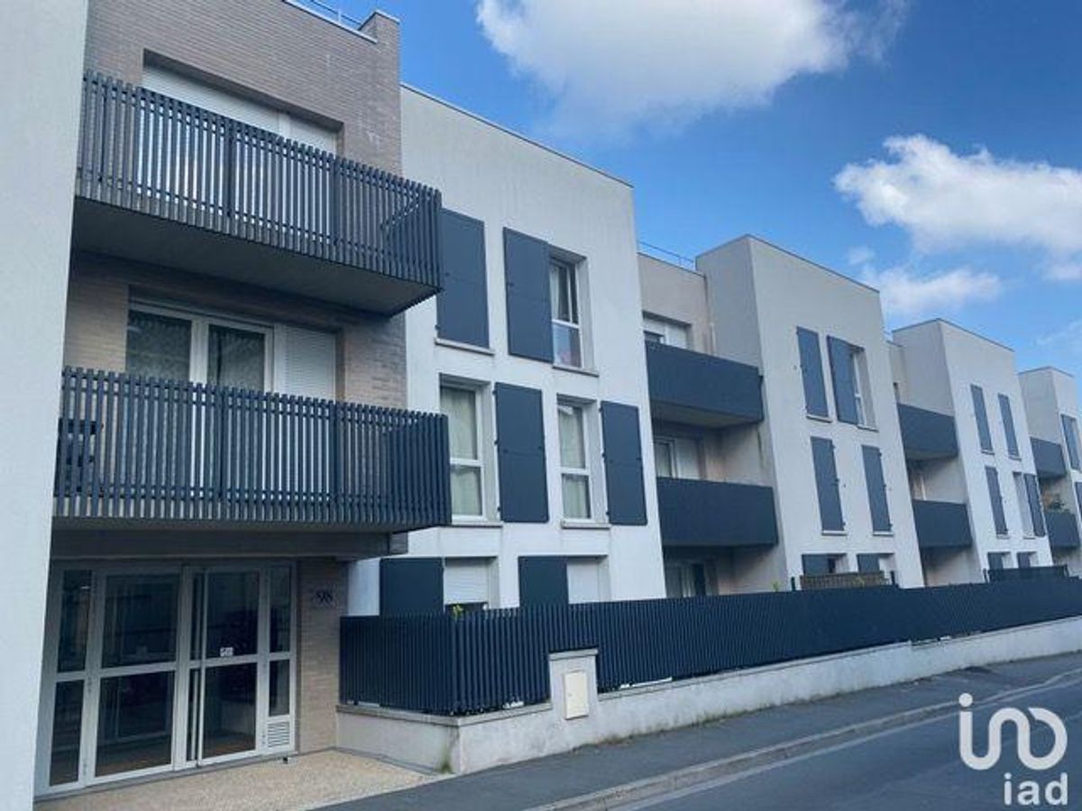 Appartement 3 pièces de 64 m² à COMPANS (77290)