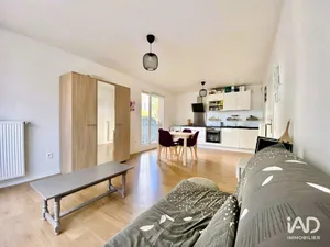 Apartment at CARRIÈRES-SOUS-POISSY (78955)