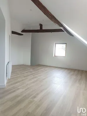 Appartement à CONDÉ-EN-BRIE (02330)