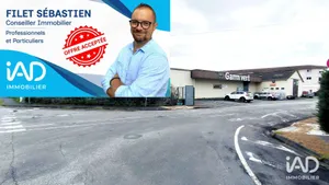 Commercial walls in ARTIX (64170)