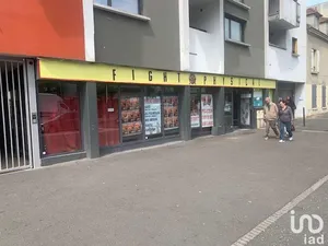 Commercial walls in VITRY-SUR-SEINE (94400)