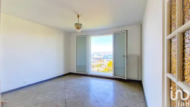 Apartment in MARSEILLE (13015)