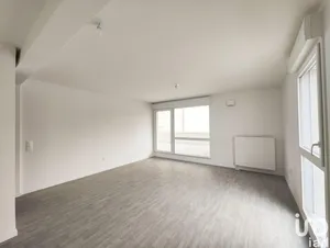 Apartment at CAEN (14000)