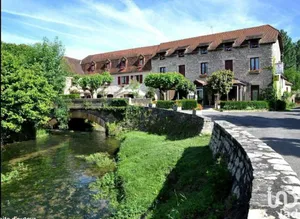 Hôtel-restaurant à CREYSSE (46600)