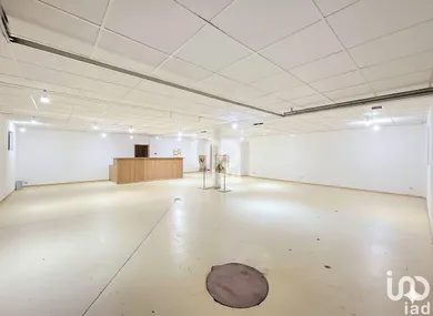 Commercial walls at SAINT-GRÉGOIRE (35760)