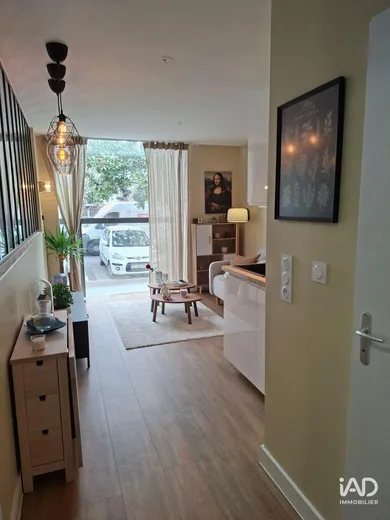 Apartment in LA ROCHE-SUR-YON (85000)