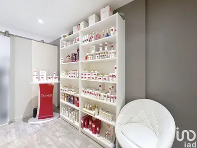 Murs commerciaux  à AIX-EN-PROVENCE (13100)