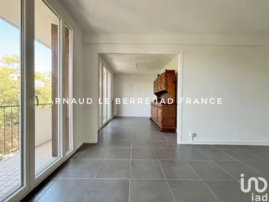 Appartement à TOULON (83000)