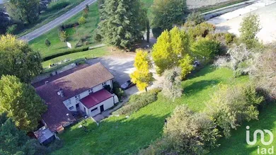 Murs commerciaux à VIRIGNIN (01300)