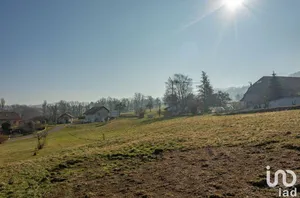 Terrain à DINGY-EN-VUACHE (74520)