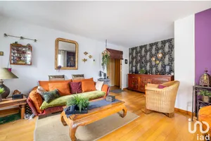 Apartment at MORSANG-SUR-ORGE (91390)