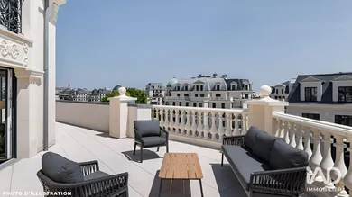Duplex in CLAMART (92140)