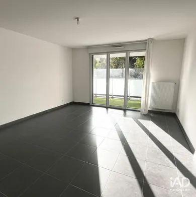 Appartement à MELUN (77000)