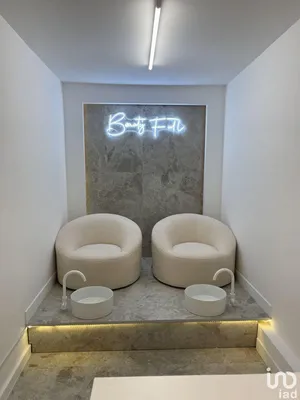 Commercial at SENS (89100)