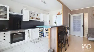 Appartement à CHENNEVIÈRES-SUR-MARNE (94430)