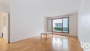 Appartement à CHARENTON-LE-PONT (94220)