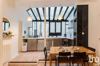 Apartment at PARIS (75006)