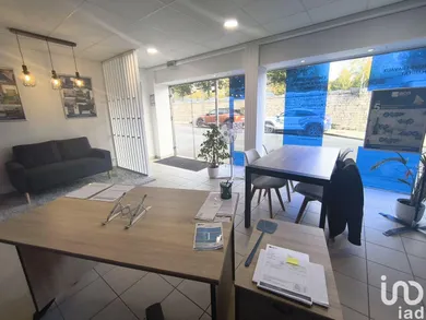Boutique/Local commercial à MELLÉ (79500)