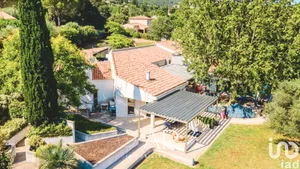 House at COTIGNAC (83570)