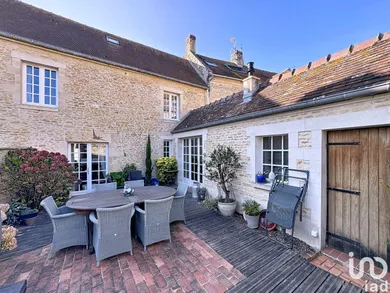 House at BERNIÈRES-SUR-MER (14990)
