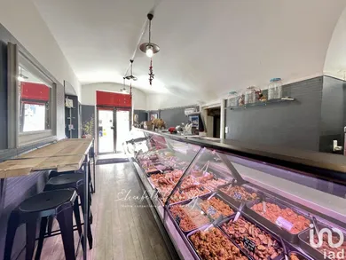 Boutique/Local commercial à POUSSAN (34560)