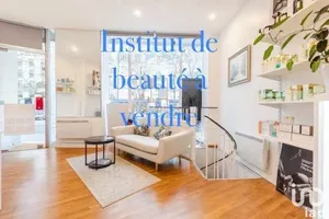Boutique/Local commercial à PARIS (75007)