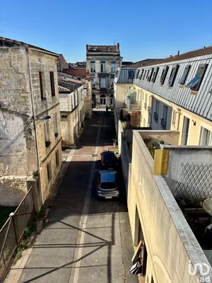 Apartment at BORDEAUX (33300)