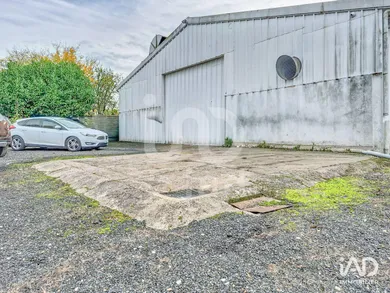Business asset in MONTBOUY (45230)