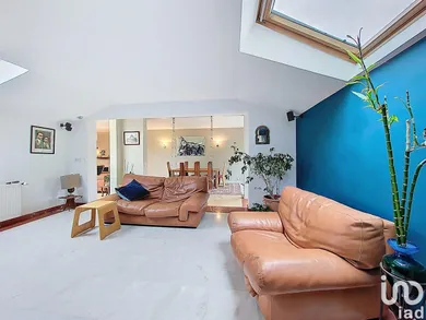 Murs commerciaux  à LES MUREAUX (78130)